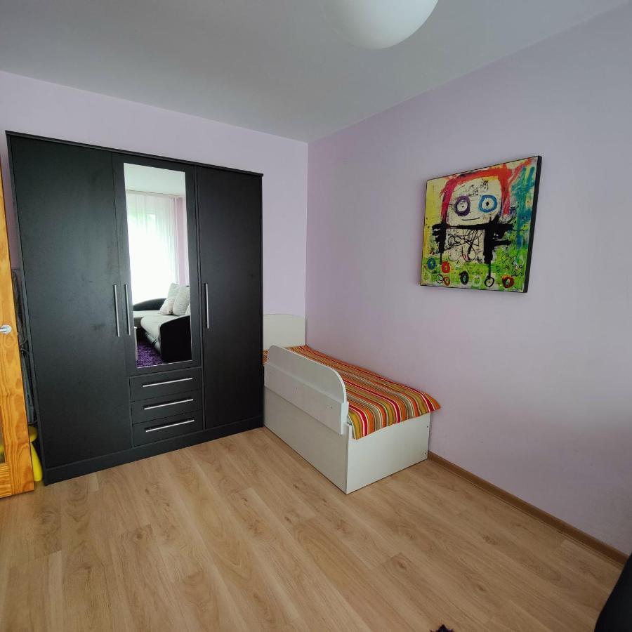 Dainai Apartament Шяуляй Экстерьер фото